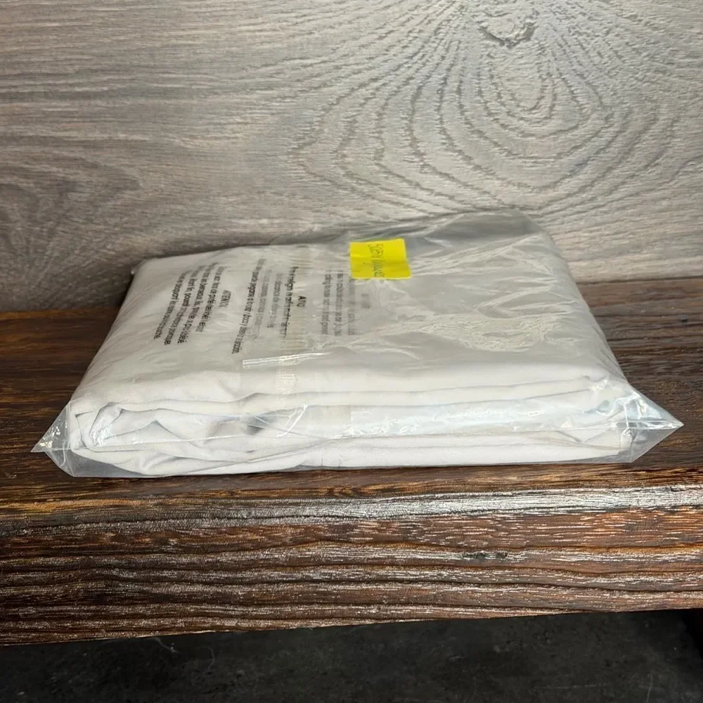 The Company Store Legends Premium Supima Cotton Pillowcase Set King Silver NWOT